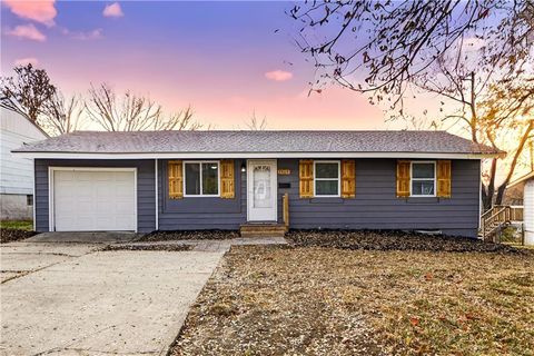 7409 E 51 Street, Kansas City, MO 64129 - #: 2584659