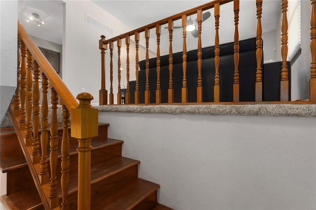 Photo of 508 SW KILLARNEY Lane, Blue Springs, MO 64014 (MLS # 2617443)