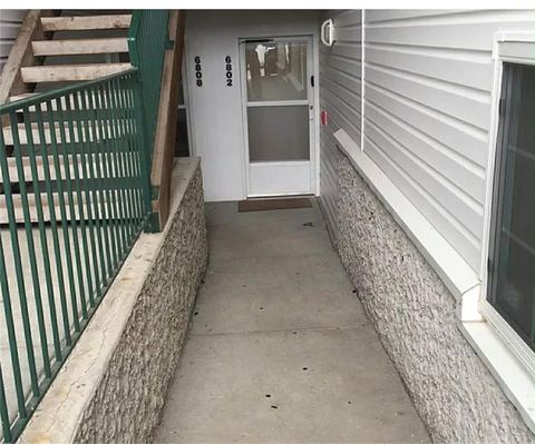 6802 N Olive Street Gladstone MO 64118