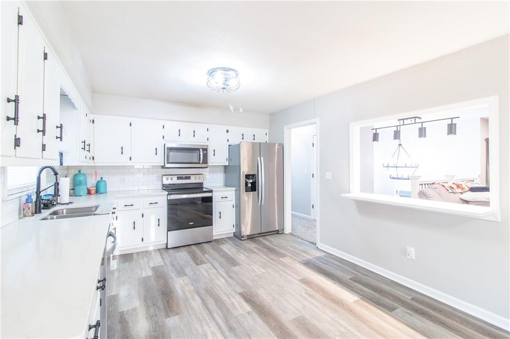 2003 E Alfresco Street