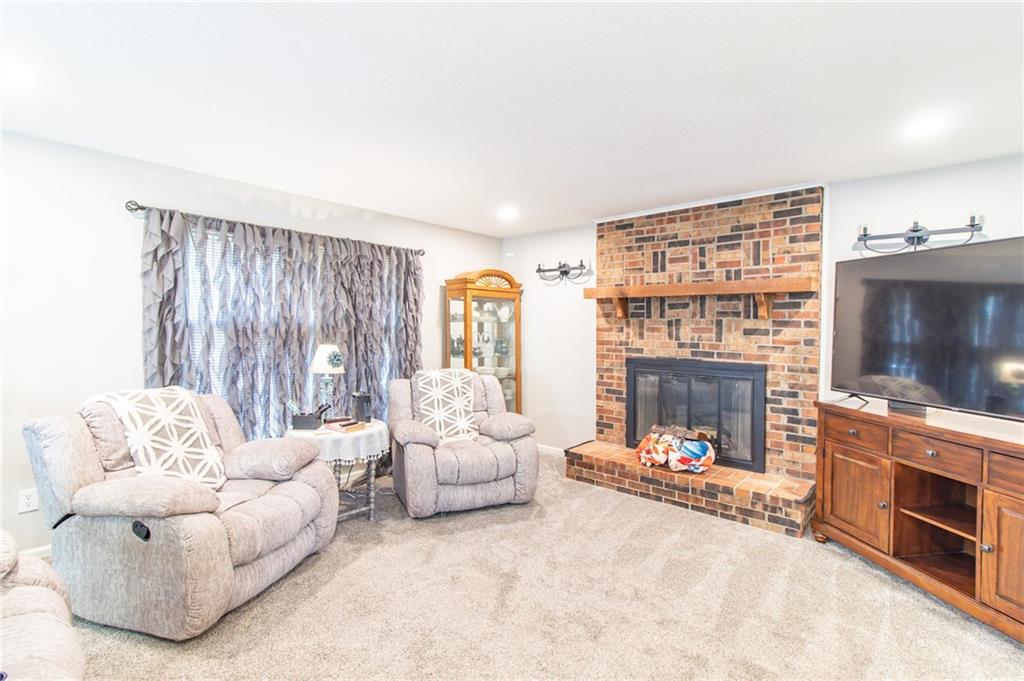 2003 E Alfresco Street