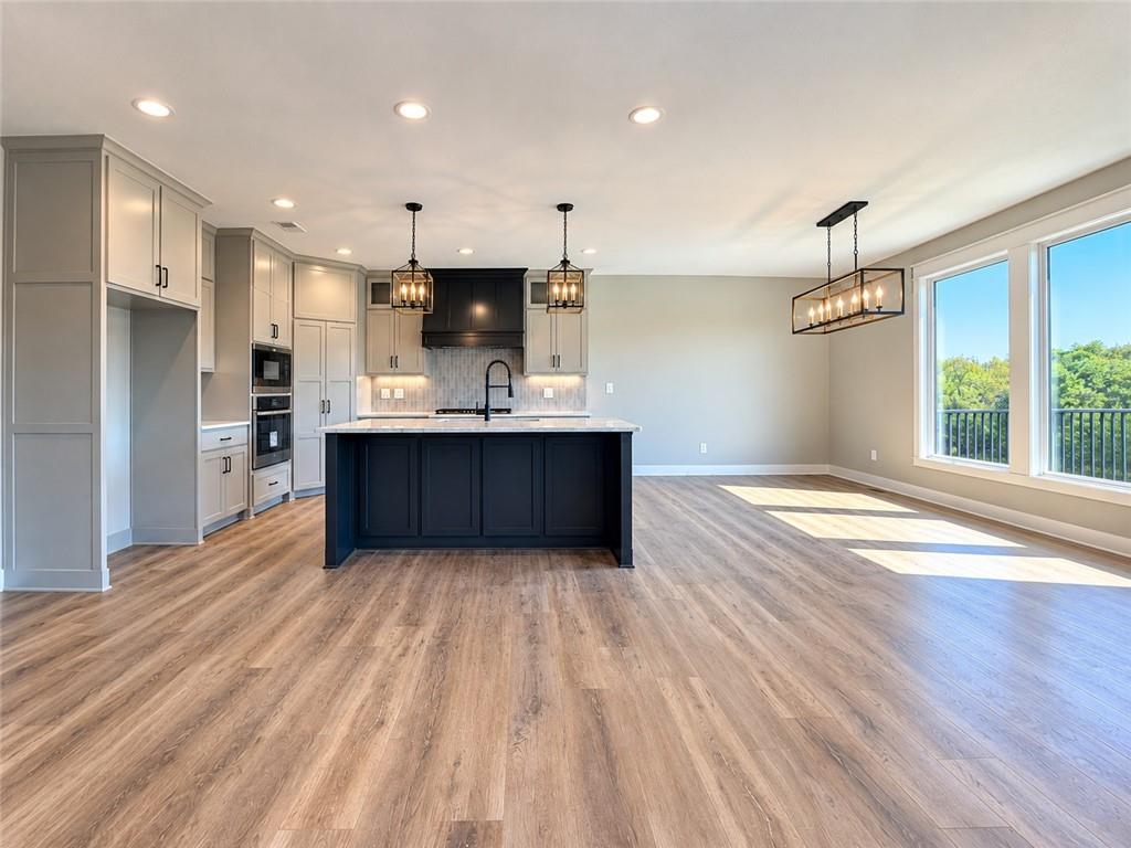12203 S Eagle Crest Drive