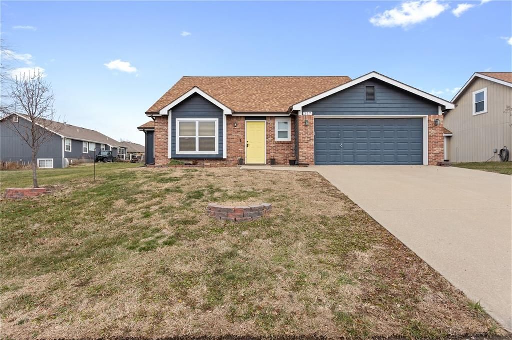 Photo of 217 Montrose Circle, Eudora, KS 66025 (MLS # 2592173)