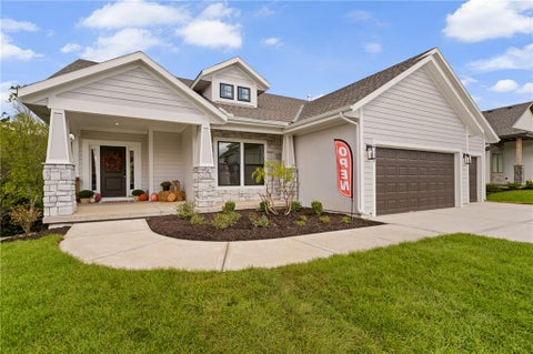 Photo of 2328 W Wabash Street, Olathe, KS 66061 (MLS # 2643926)