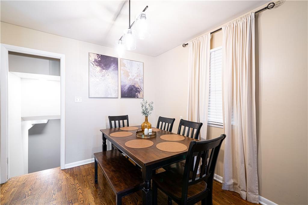 St Joseph, Missouri 64506, United States, 3 Bedrooms Bedrooms, ,2 BathroomsBathrooms,Residential,Active,191911