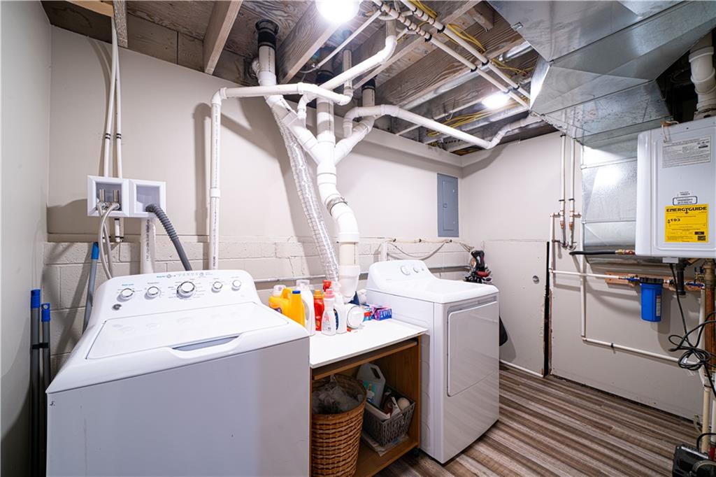 St Joseph, Missouri 64506, United States, 3 Bedrooms Bedrooms, ,2 BathroomsBathrooms,Residential,Active,191911