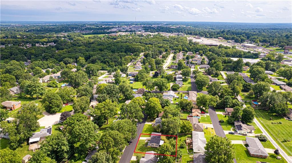 St Joseph, Missouri 64506, United States, 3 Bedrooms Bedrooms, ,2 BathroomsBathrooms,Residential,Active,191911