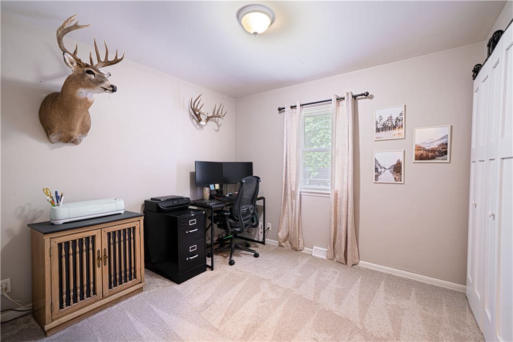 St Joseph, Missouri 64506, United States, 3 Bedrooms Bedrooms, ,2 BathroomsBathrooms,Residential,Active,191911