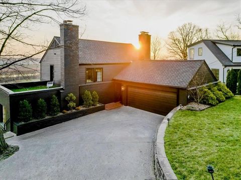 3718 N Briarcliff Road Kansas City MO 64116