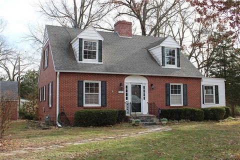 2003 S Elm Street, Pittsburg, KS 66762 - MLS#: 2561977