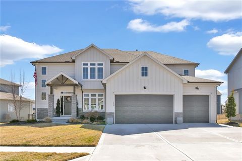 132 SE Riley Street, Blue Springs, MO 64064 - MLS#: 2534644
