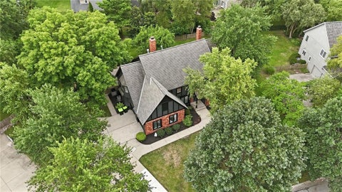 Photo of 3353 W 129th Terrace, Leawood, KS 66209 (MLS # 2641667)