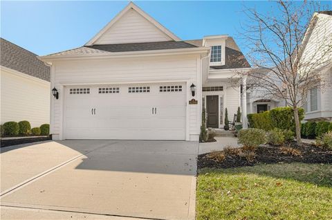 6194 LIME STONE Court Parkville MO 64152