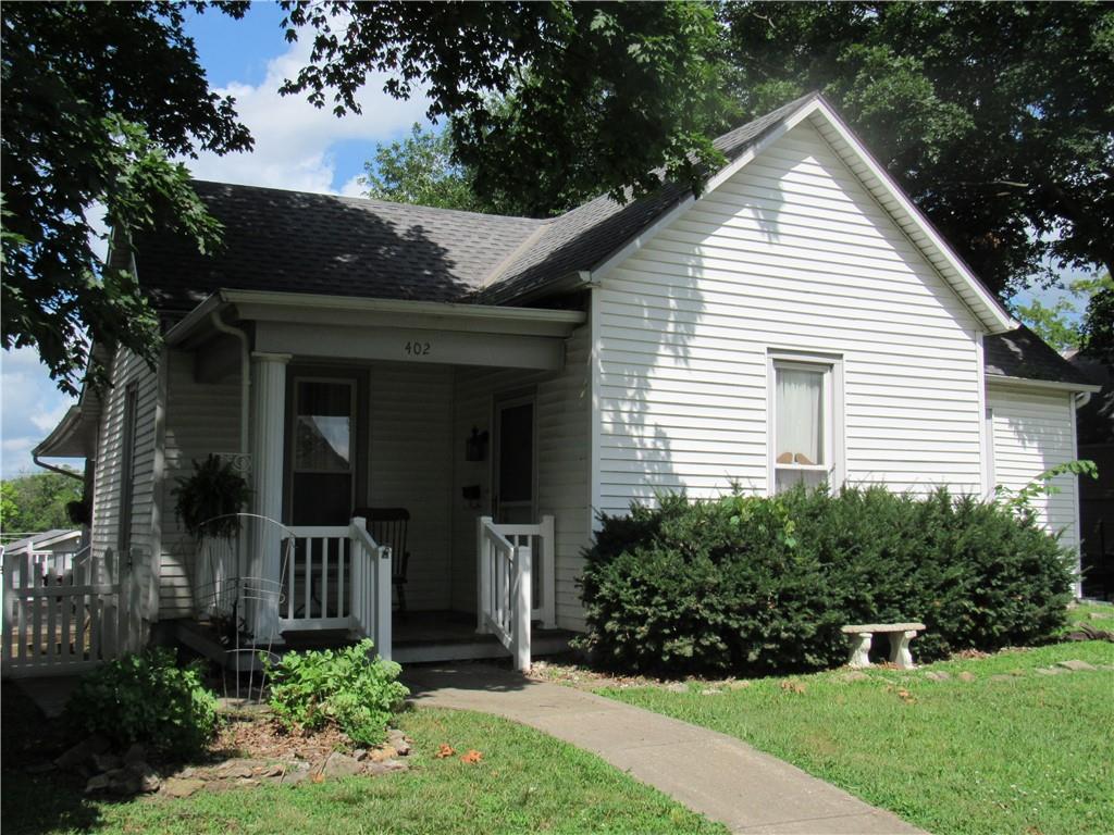 402 N Independence Street