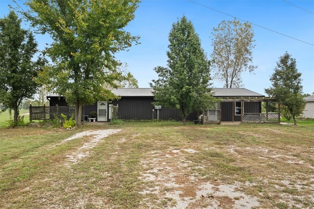 1349 760 P Road