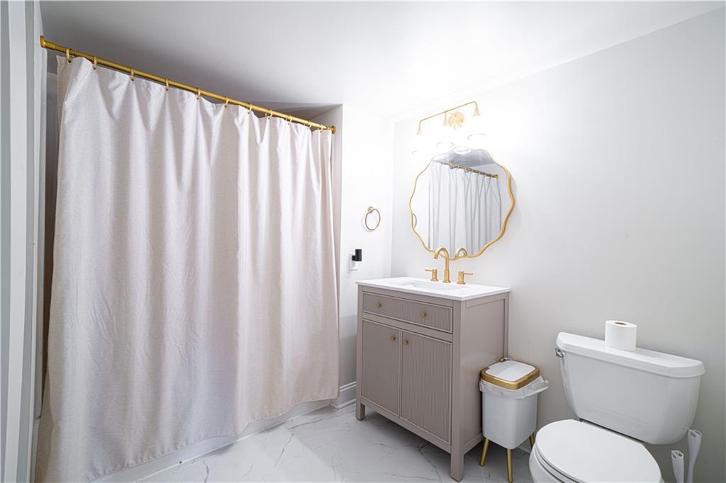 Wathena, Kansas 66090, United States, 4 Bedrooms Bedrooms, ,3 BathroomsBathrooms,Residential,Active,194065