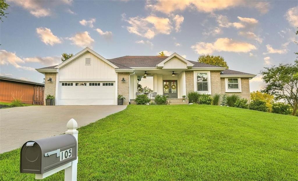 Wathena, Kansas 66090, United States, 4 Bedrooms Bedrooms, ,3 BathroomsBathrooms,Residential,Active,194065