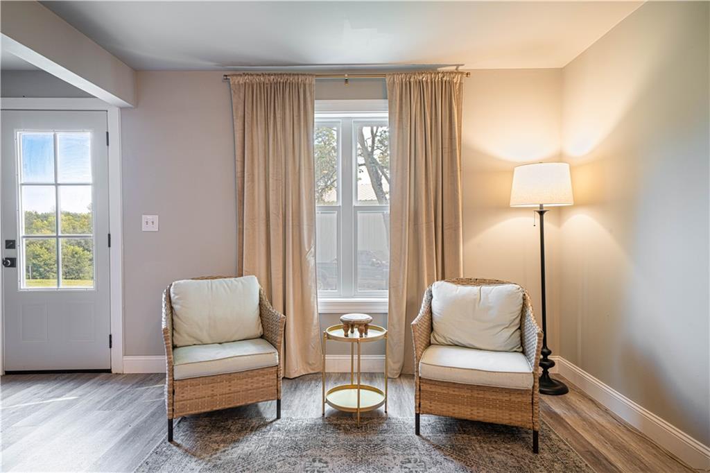 Wathena, Kansas 66090, United States, 4 Bedrooms Bedrooms, ,3 BathroomsBathrooms,Residential,Active,194065