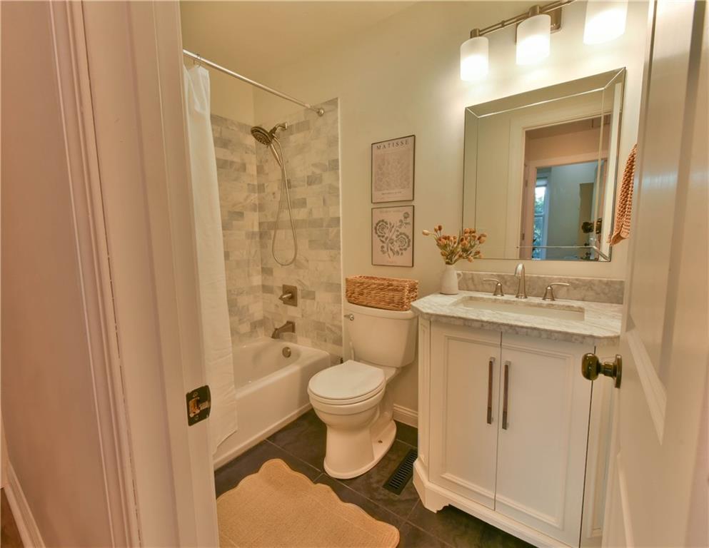 Wathena, Kansas 66090, United States, 4 Bedrooms Bedrooms, ,3 BathroomsBathrooms,Residential,Active,194065