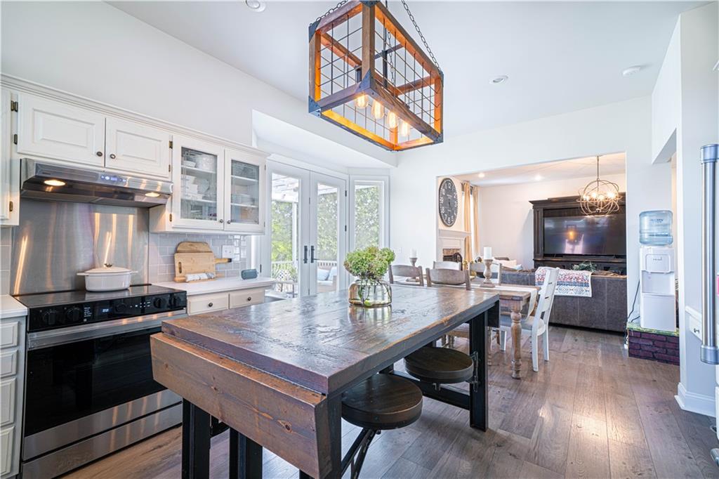 Wathena, Kansas 66090, United States, 4 Bedrooms Bedrooms, ,3 BathroomsBathrooms,Residential,Active,194065