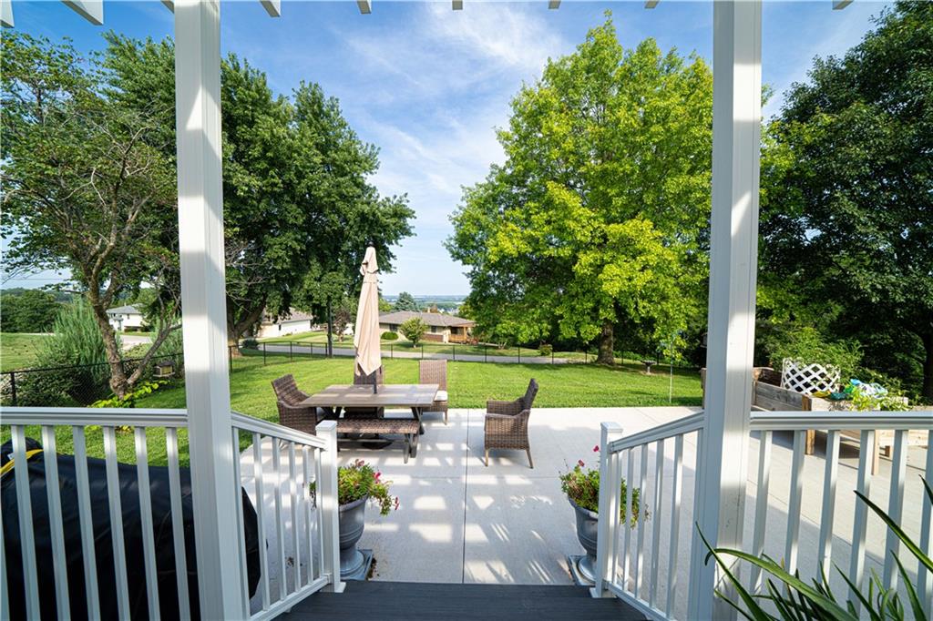 Wathena, Kansas 66090, United States, 4 Bedrooms Bedrooms, ,3 BathroomsBathrooms,Residential,Active,194065