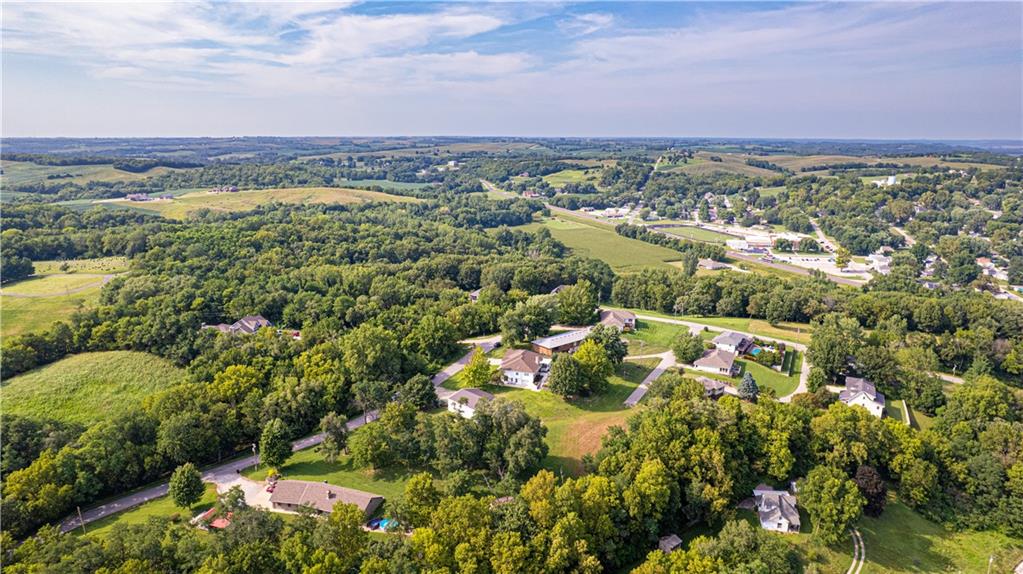 Wathena, Kansas 66090, United States, 4 Bedrooms Bedrooms, ,3 BathroomsBathrooms,Residential,Active,194065