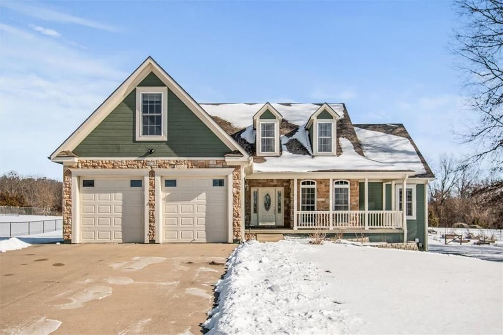 Photo of 608 Mulberry Street, Pleasant Hill, MO 64080 (MLS # 2598486)