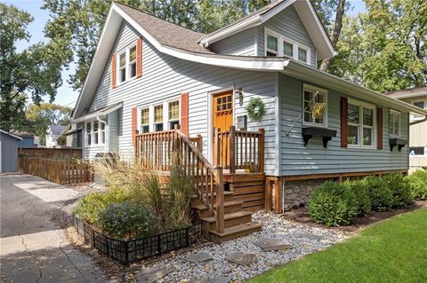 7216 Booth Street Prairie Village KS 66208
