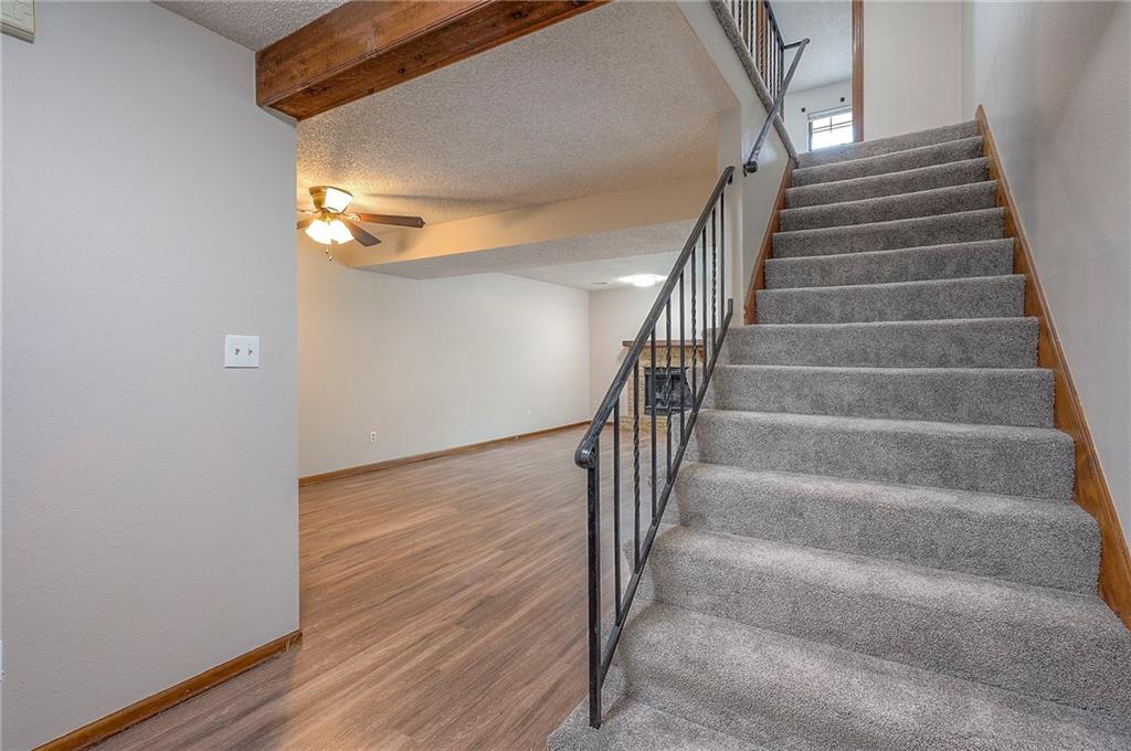 18901-07 E Lexington Road