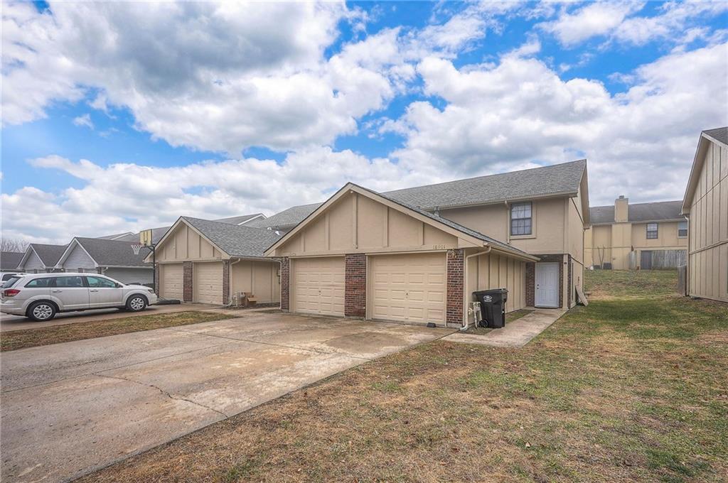 18901-07 E Lexington Road