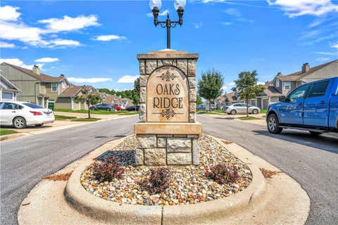Photo of 5531 NW MOONLIGHT MEADOW Drive, Lees Summit, MO 64064 (MLS # 2636141)