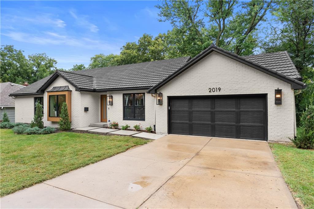 2019 W 81st Terrace