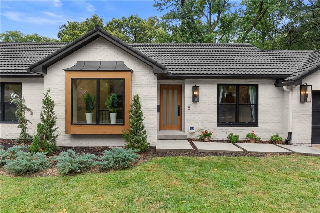 2019 W 81st Terrace