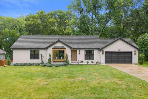 2019 W 81st Terrace Leawood KS 66206