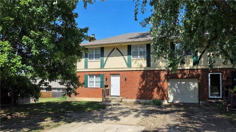 6949 Chapel Woods Lane, Kansas City, MO 64152 - #: 2645676