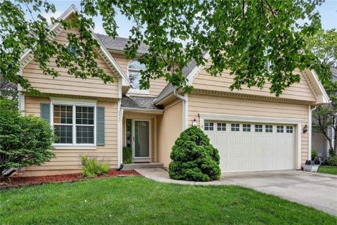 8442 Lakeview Avenue, Lenexa, KS 66219 - MLS#: 2630172