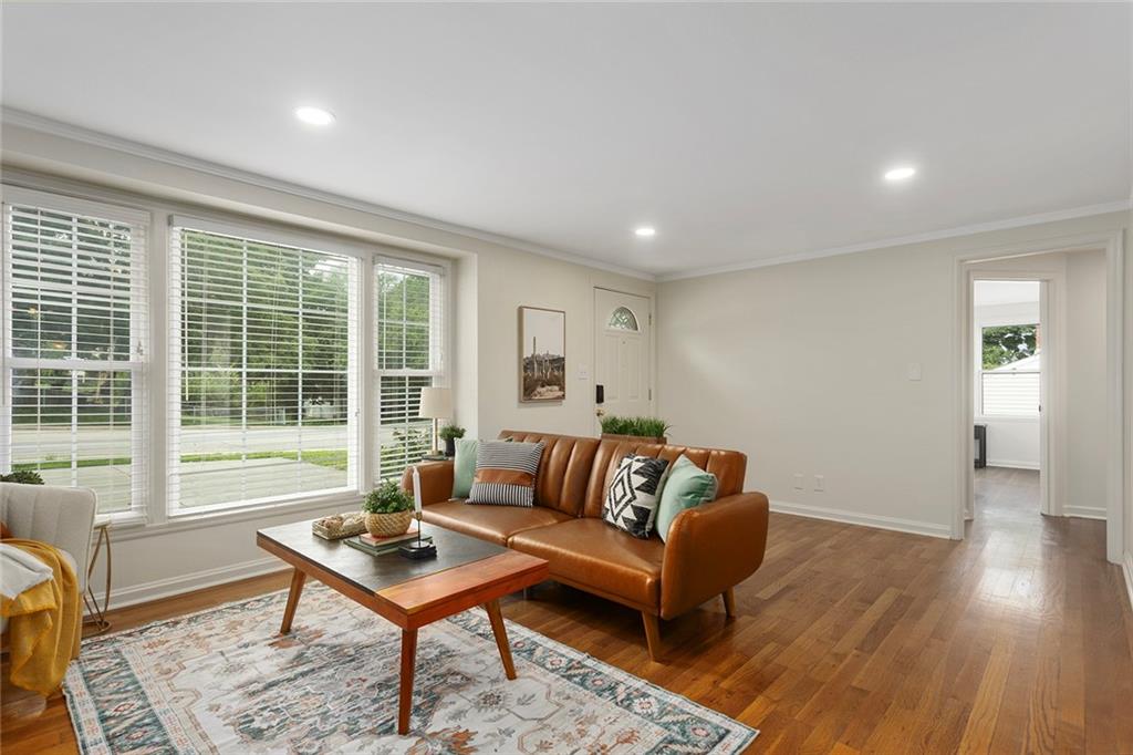 3316 W 75th Street