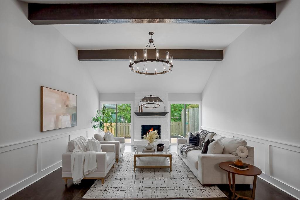 4309 W 112th Terrace