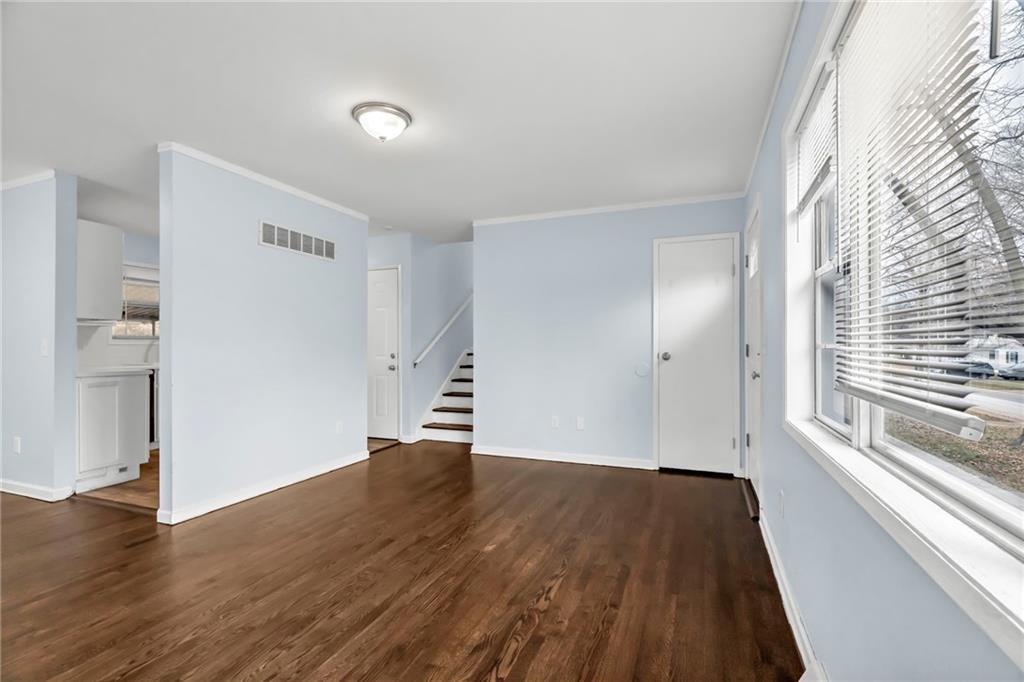 5128 N Richmond Avenue