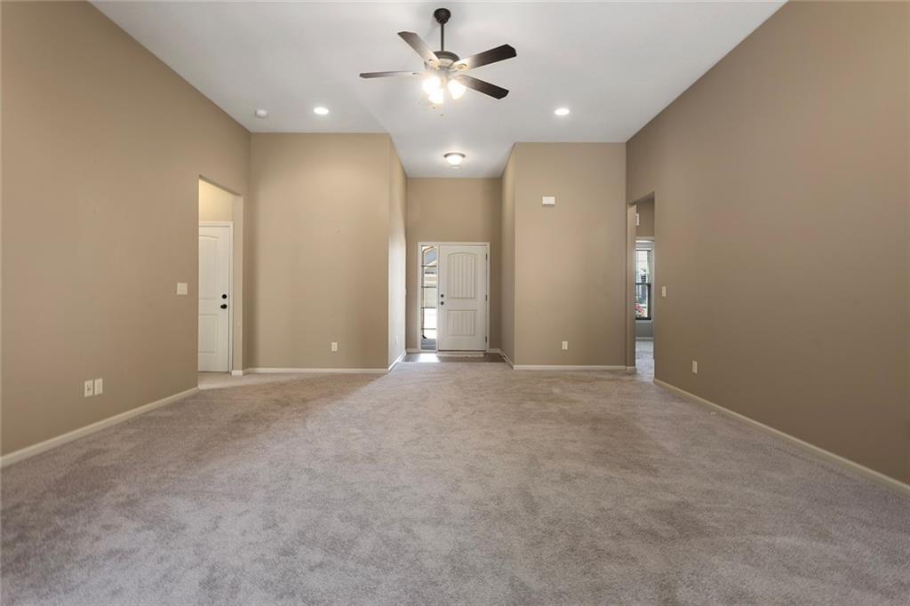 503 SW STATION Street