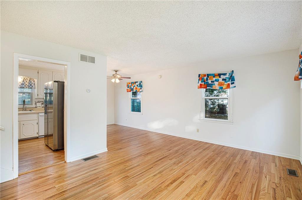 8420 N Virginia Avenue