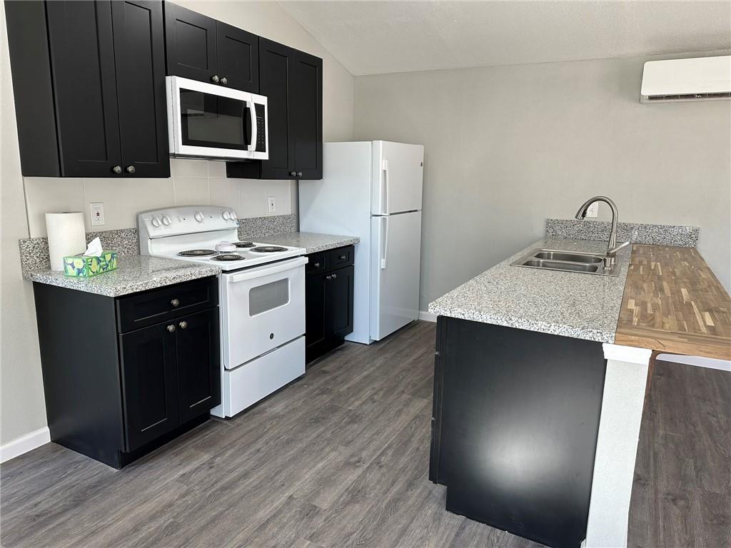 1822 S Hawthorne Avenue