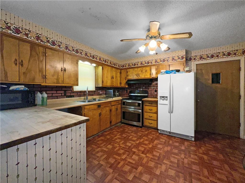 2221 N 23rd Street