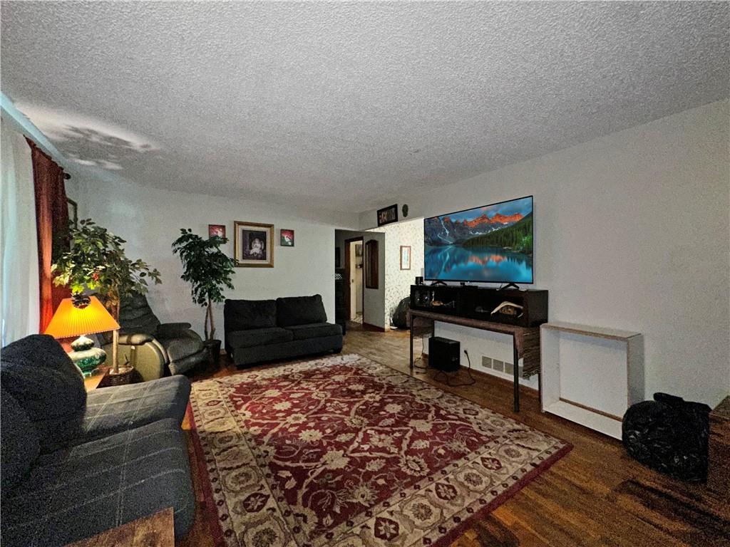 2221 N 23rd Street