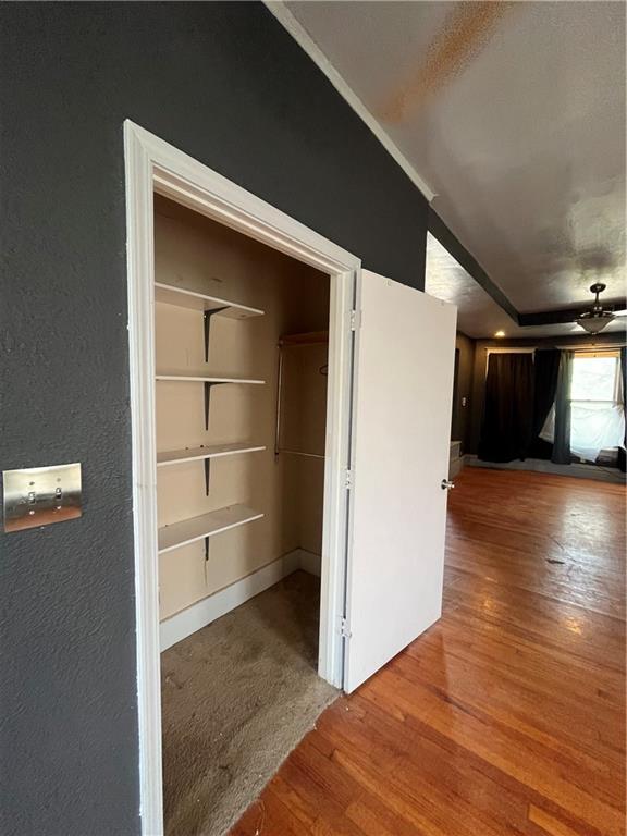 St Joseph, Missouri 64501, United States, 2 Bedrooms Bedrooms, ,2 BathroomsBathrooms,Residential,Active,210958