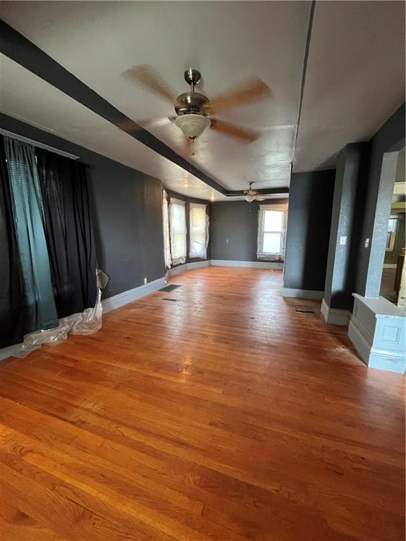 St Joseph, Missouri 64501, United States, 2 Bedrooms Bedrooms, ,2 BathroomsBathrooms,Residential,Active,210958