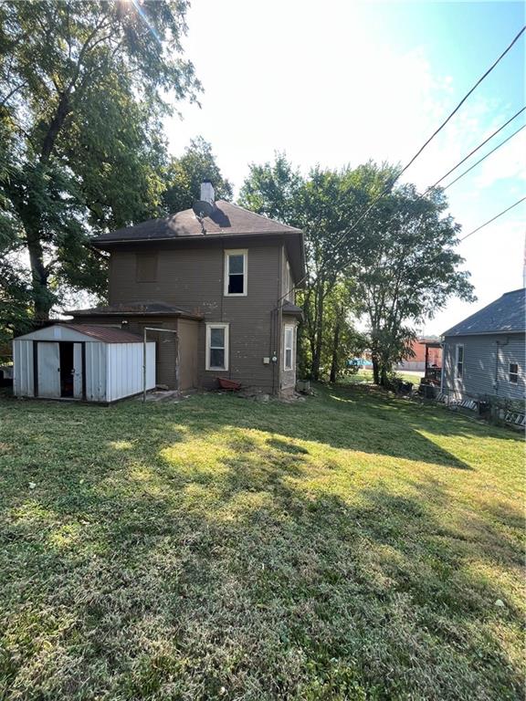 St Joseph, Missouri 64501, United States, 2 Bedrooms Bedrooms, ,2 BathroomsBathrooms,Residential,Active,210958