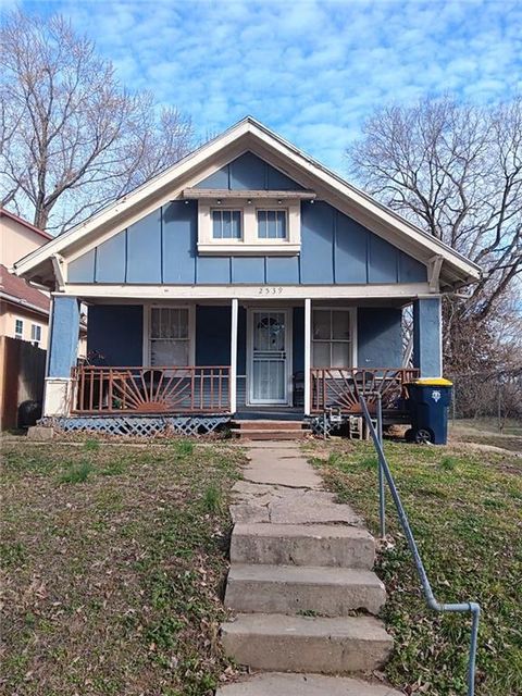 2539 Kensington Avenue Kansas City MO 64127