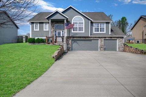 218 S Melrose Lane, Tonganoxie, KS 66086 - MLS#: 2613494