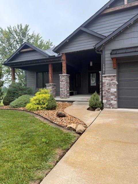 1504 Country Club Drive